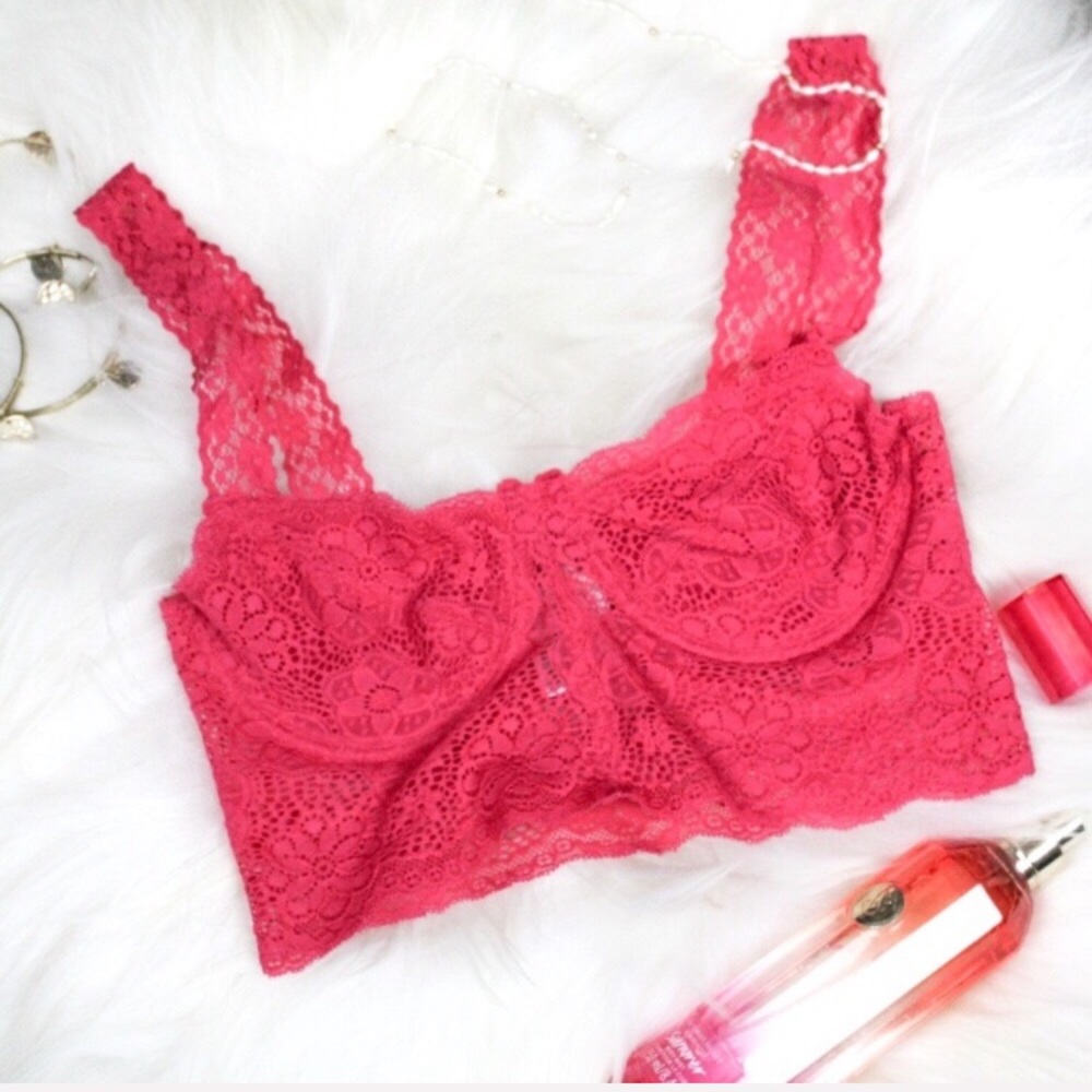 Urban Outfitters Underwired Vintage-Style Bralette